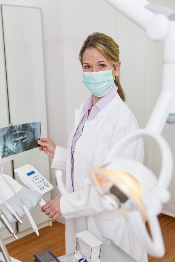 Dentist with X-ray